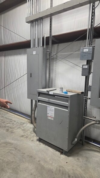 15 Cooperative Way, Wright City, MO for lease - Building Photo - Image 2 of 9