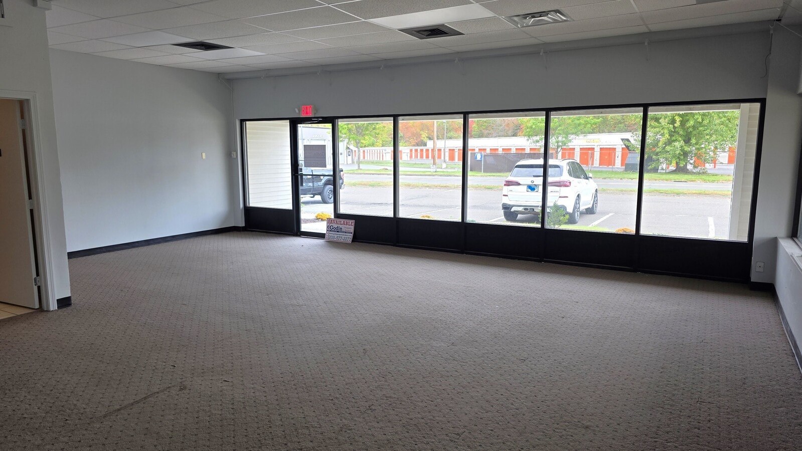 122 Spring St, Southington, CT 06489 - Unité B1 -  - Photo intérieure - Image 1 of 6