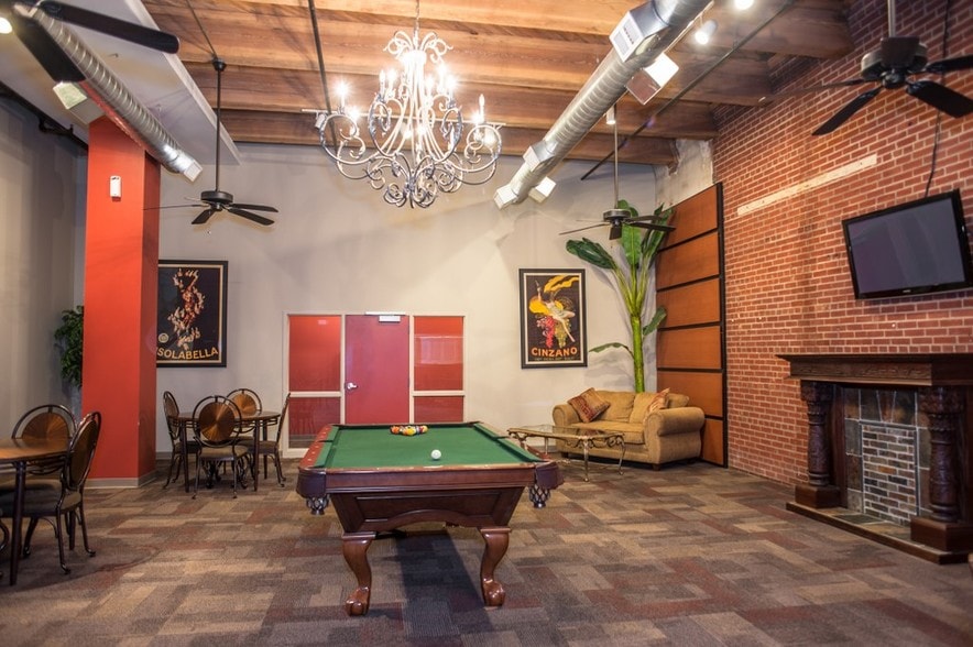 1114-1116 Washington Ave, Saint Louis, MO à louer - Photo du bâtiment - Image 3 de 19