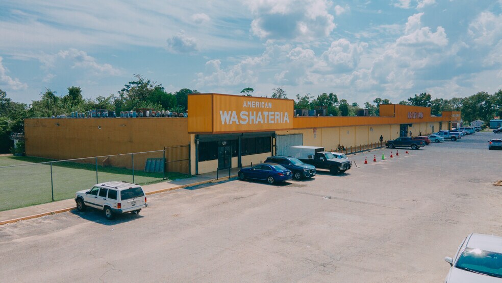11320 Homestead Rd, Houston, TX à louer - Photo du bâtiment - Image 2 de 42