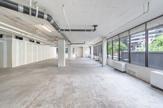 1500 Wilson Blvd, Arlington, VA for lease Interior Photo- Image 2 of 3