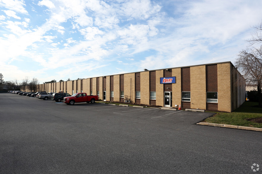 950 Calcon Hook Rd, Folcroft, PA for lease - Primary Photo - Image 1 of 6