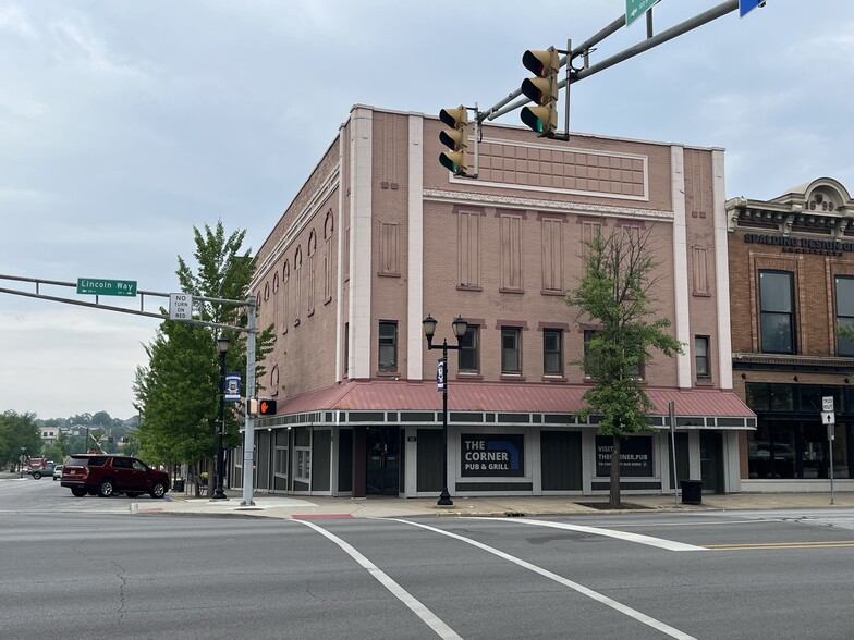 102 Lincolnway E, Mishawaka, IN for lease - Building Photo - Image 1 of 15