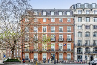 Plus de détails pour 1-3 Portland Pl, Londres - Bureau à louer