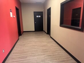 5359 Calgary Trl NW, Edmonton, AB for lease Interior Photo- Image 2 of 6