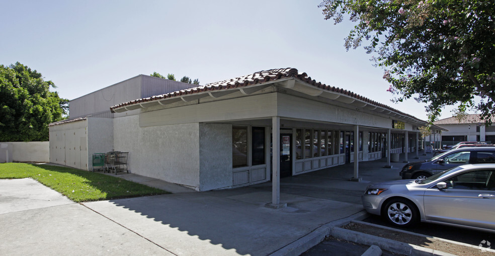 9713-9799 Baseline Rd, Rancho Cucamonga, CA for lease - Building Photo - Image 2 of 5