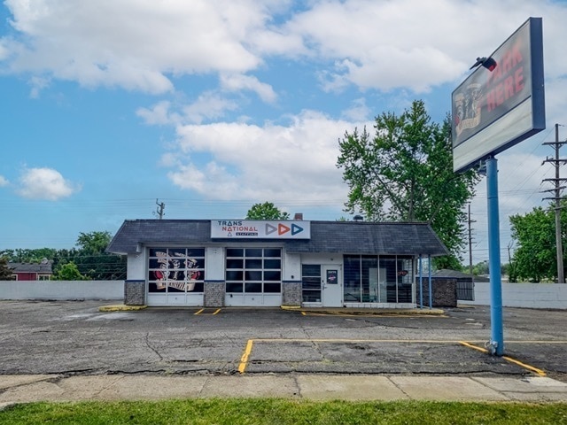 33775 Ford Rd, Garden City, MI for sale - Building Photo - Image 2 of 6