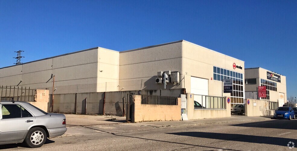 Calle Avena, 24, Leganés, Madrid for lease - Building Photo - Image 2 of 2