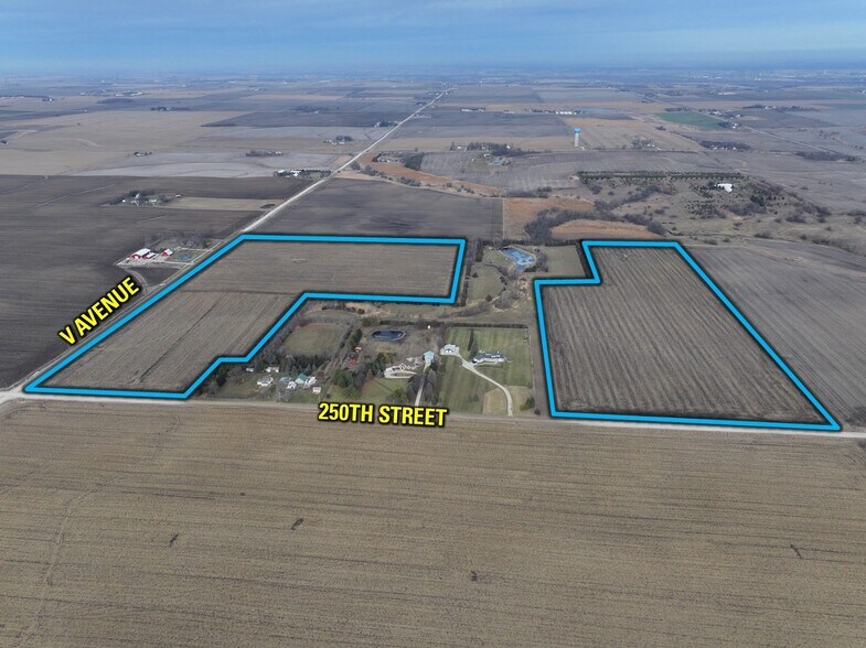 V Avenue Ave, Waukee, IA à vendre - Photo du bâtiment - Image 3 de 11
