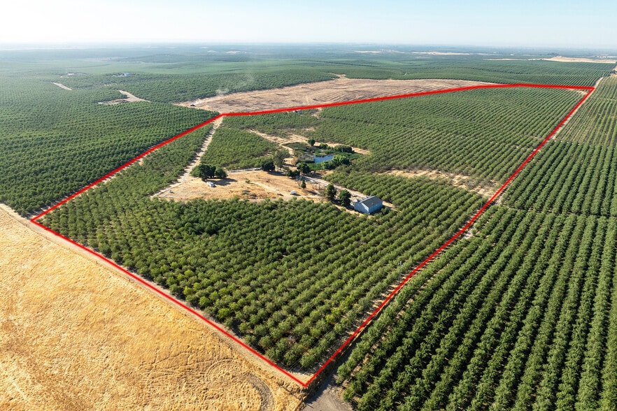 22241 Silver Ridge Rd, Denair, CA for sale - Primary Photo - Image 1 of 9