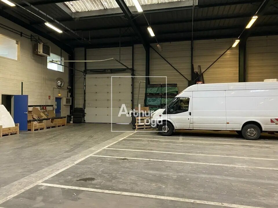 Industrial in Étréchy for lease Interior Photo- Image 1 of 5