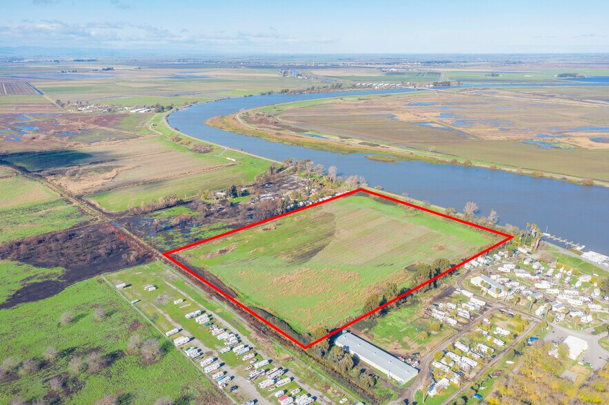 201 Brannan Island Road, Isleton, CA à vendre - Photo du bâtiment - Image 2 de 4