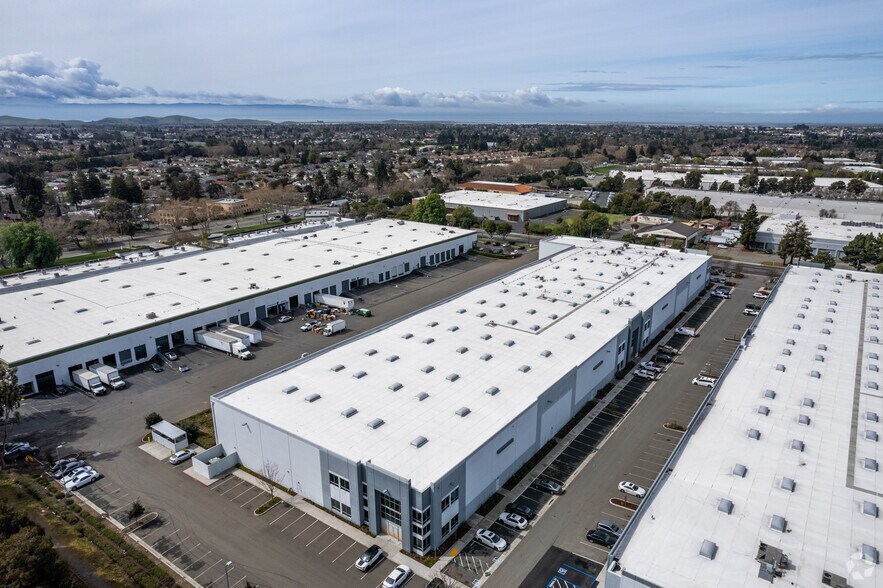 33498 Central Ave, Union City, CA à louer - Aérien - Image 3 de 4