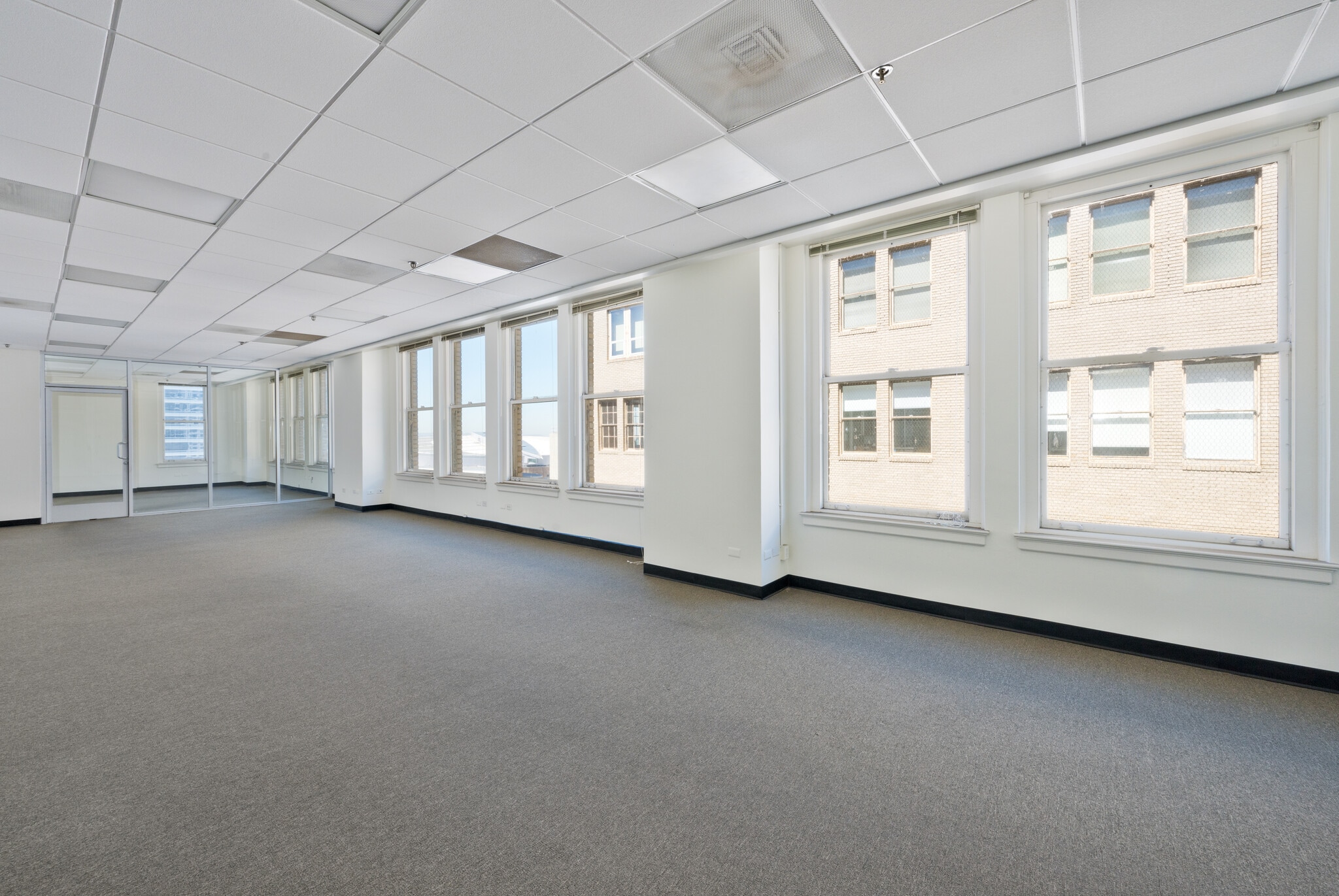 710-714 W Olympic Blvd, Los Angeles, CA for lease Building Photo- Image 1 of 3