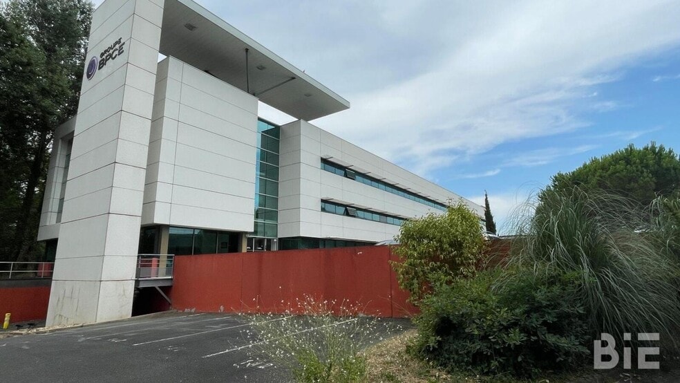 17 Rue De L'Hermite, Bruges for lease - Building Photo - Image 2 of 11