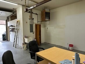 151 Grassy Plain St, Bethel, CT for lease Interior Photo- Image 2 of 4