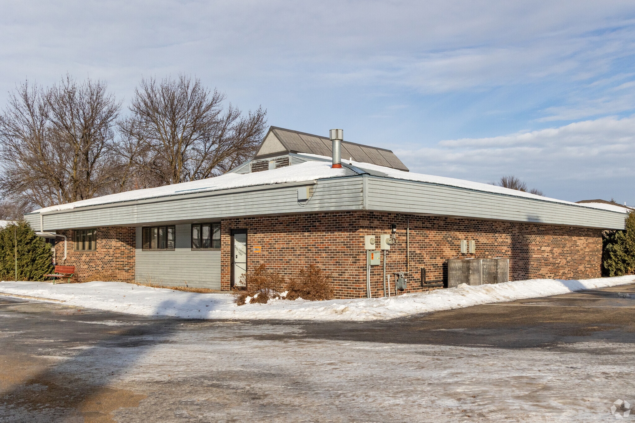 304 1st St SW, Wadena, MN for lease Primary Photo- Image 1 of 3