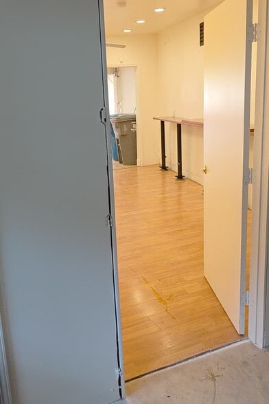 600-608 Mendocino Ave, Santa Rosa, CA for lease - Commercial Listing Video - Image 2 of 9