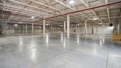 807 Bank St, Brooklyn, NY for lease Interior Photo- Image 2 of 6