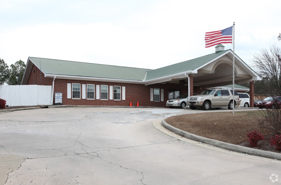 1607 Peachtree Pky, Cumming, GA for sale - Primary Photo - Image 1 of 15