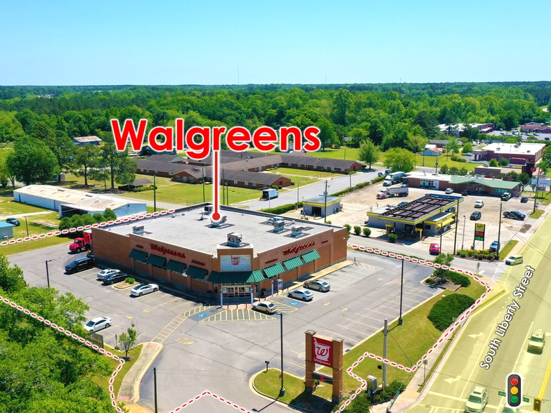 400 S Liberty St, Waynesboro, GA à vendre - Photo du bâtiment - Image 2 de 3