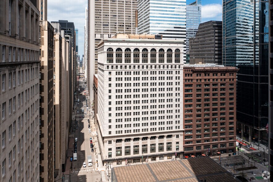 125 S Clark St, Chicago, IL à louer - Photo du bâtiment - Image 1 de 14