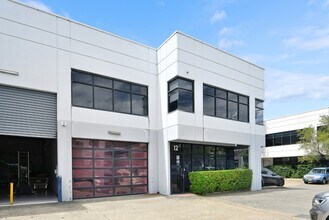 77-79 Bourke Rd, Alexandria à louer Photo du bâtiment- Image 1 de 4