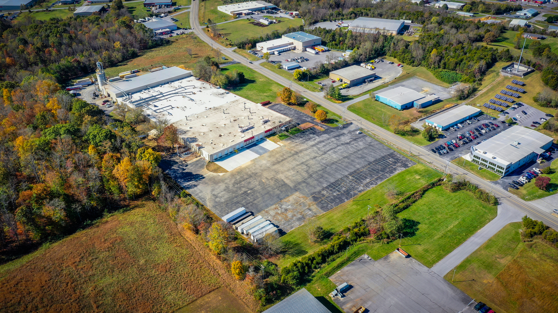 340 Industrial Park Rd, Piney Flats, TN for sale Building Photo- Image 1 of 1