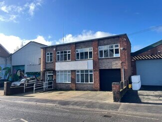 Plus de détails pour 93 Oak St, Norwich - Industriel à louer