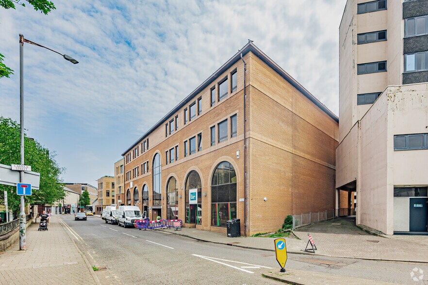 35-37 Carrick St, Ayr à louer - Photo du bâtiment - Image 2 de 2
