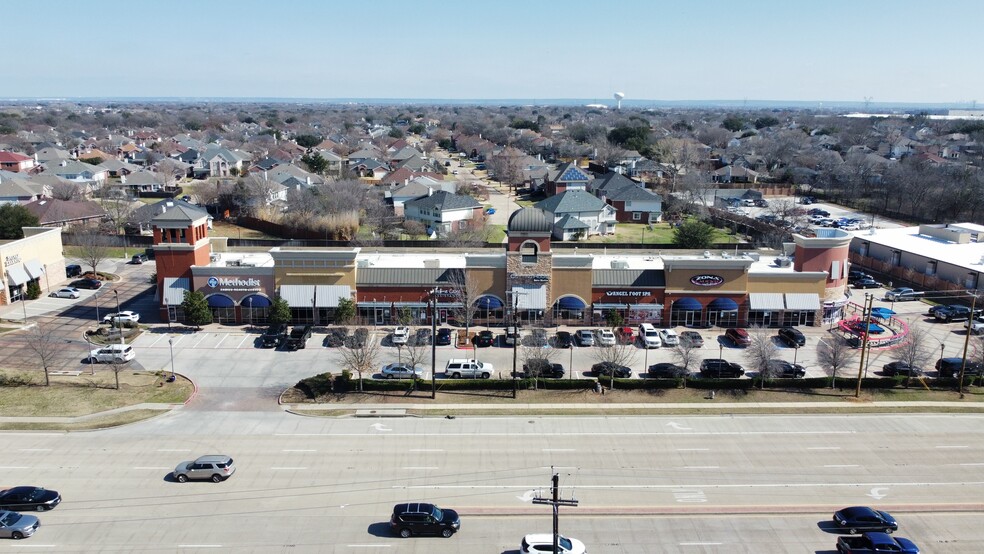 6401 S Cooper St, Arlington, TX à louer - Photo du bâtiment - Image 3 de 8