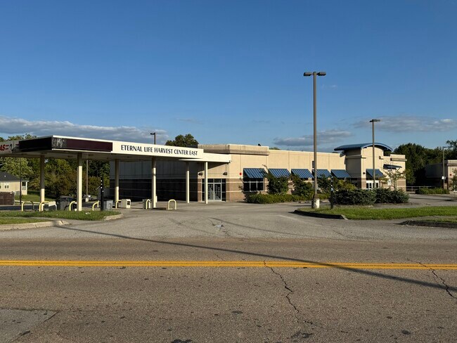 Plus de détails pour 2340-2410 Martin Luther King Jr Ave, Knoxville, TN - Commerce de détail à louer