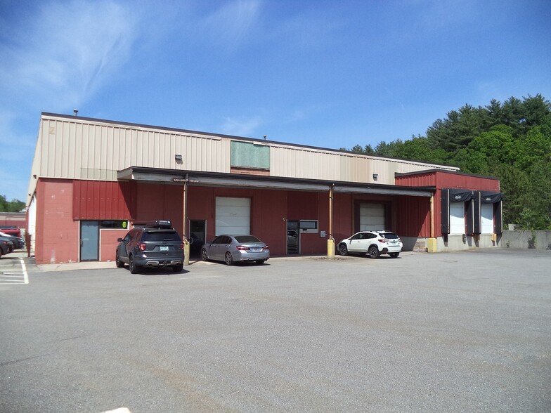 1359 Hooksett Rd, Hooksett, NH for lease - Building Photo - Image 1 of 1