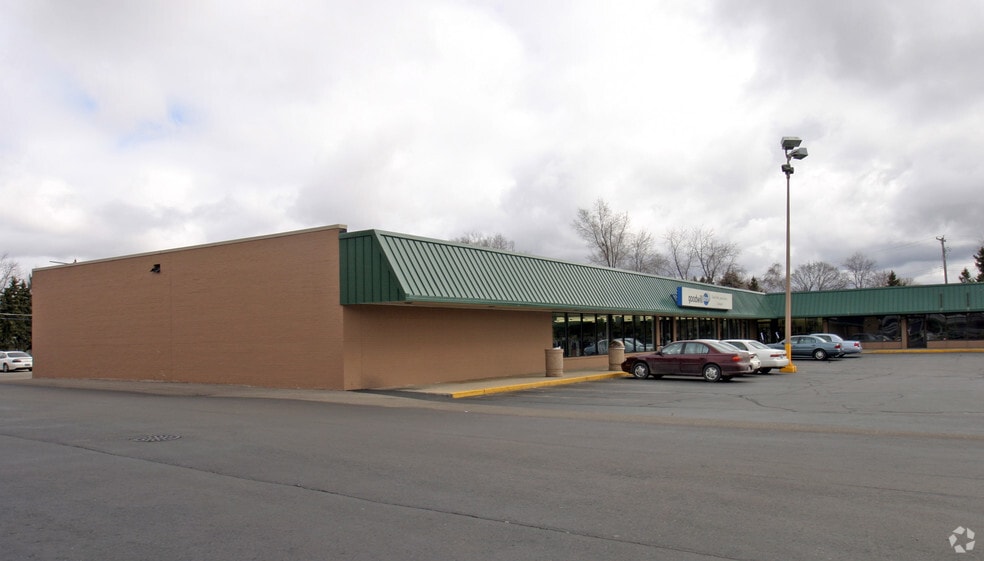 1323 S Mission St, Mount Pleasant, MI for lease - Building Photo - Image 2 of 3
