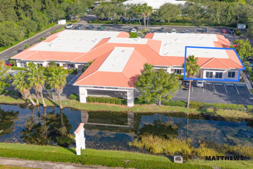 310 17th St, Vero Beach, FL à vendre - Photo du bâtiment - Image 2 de 3