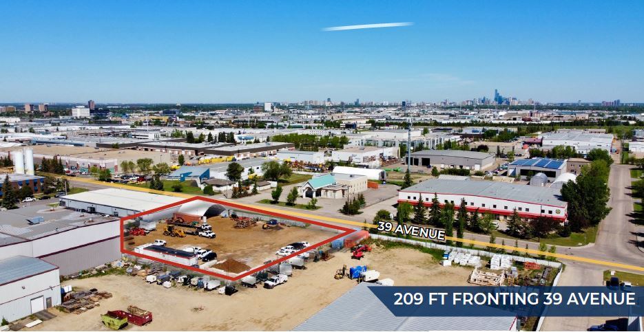9233 39 Av NW, Edmonton, AB à vendre Photo du bâtiment- Image 1 de 1