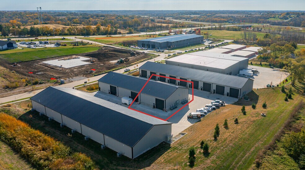 7640 SW 22nd St, Des Moines, IA à vendre - Photo du bâtiment - Image 3 de 13