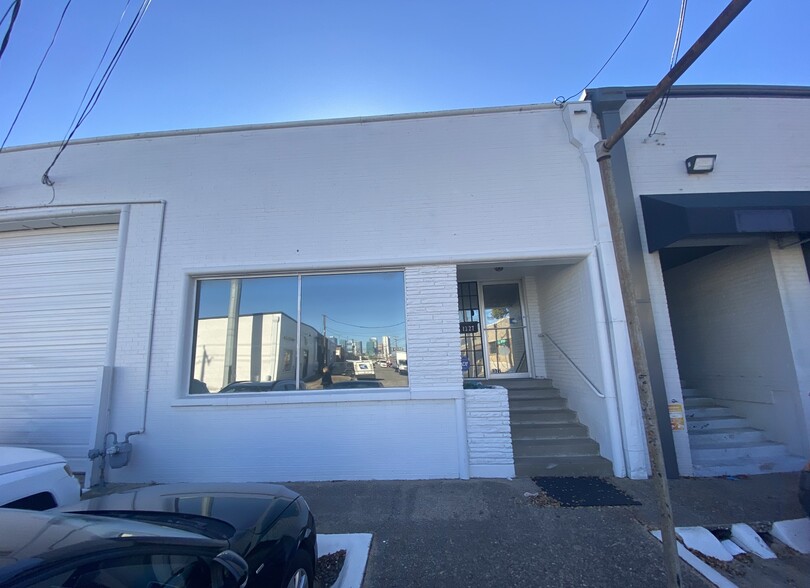 1327 E Levee St, Dallas, TX for lease - Building Photo - Image 1 of 2