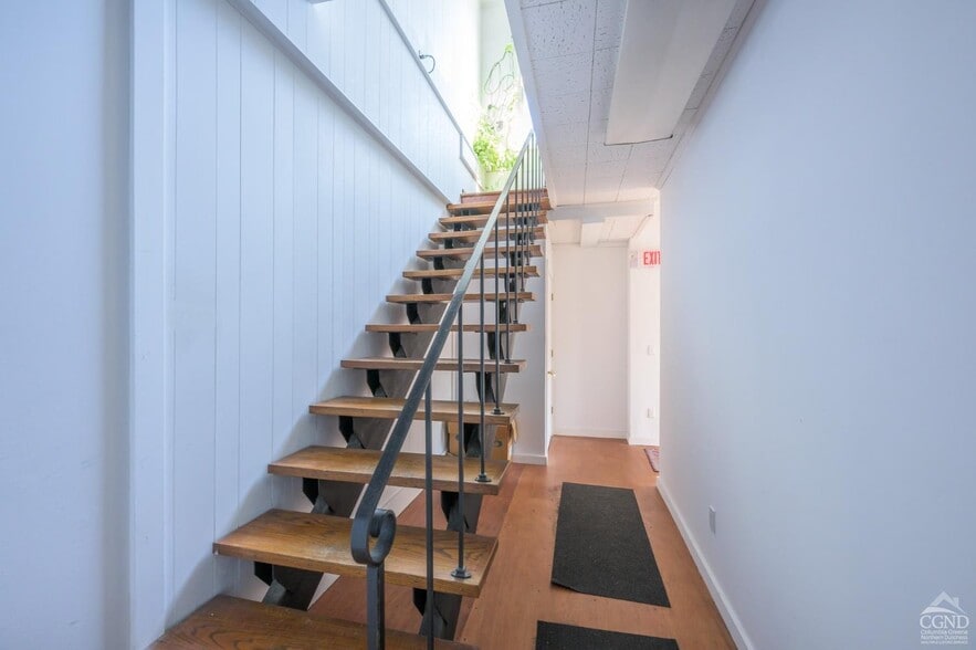 84 Green St, Hudson, NY à louer - Photo intérieure - Image 3 de 9