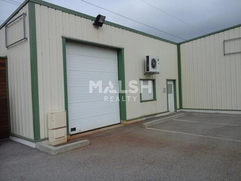 Flex in Jonage for lease - Building Photo - Image 1 of 2