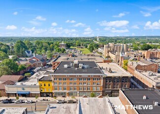 Plus de détails pour 230 W Main St, Danville, KY - Bureau à vendre