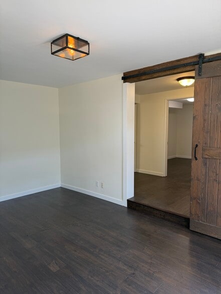 1333 Ocean Ave, Santa Monica, CA for lease - Interior Photo - Image 2 of 6