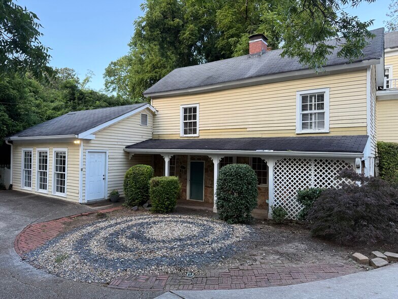 1014 Canton St, Roswell, GA à vendre - Photo du bâtiment - Image 3 de 19