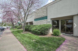 Plus de détails pour 130 Seaboard Ln, Franklin, TN - Local d'activités à louer