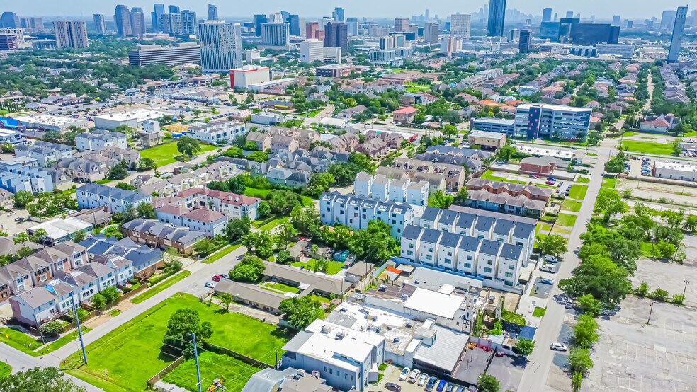 3003 Bering Dr, Houston, TX à vendre - Photo principale - Image 1 de 11