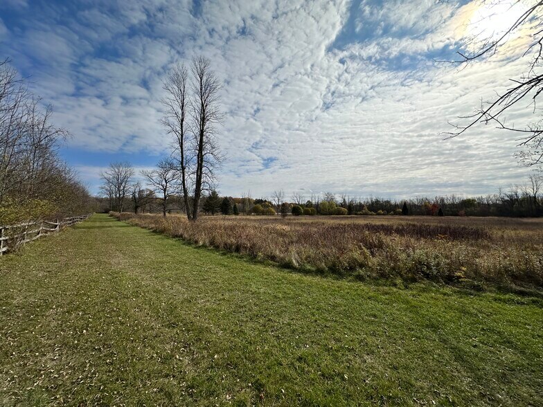 Edgewood Ave, Rochester, NY à vendre - Photo du bâtiment - Image 3 de 6