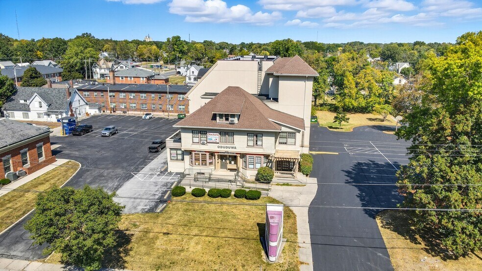 916-920 W Market St, Lima, OH à vendre - Photo du bâtiment - Image 2 de 53