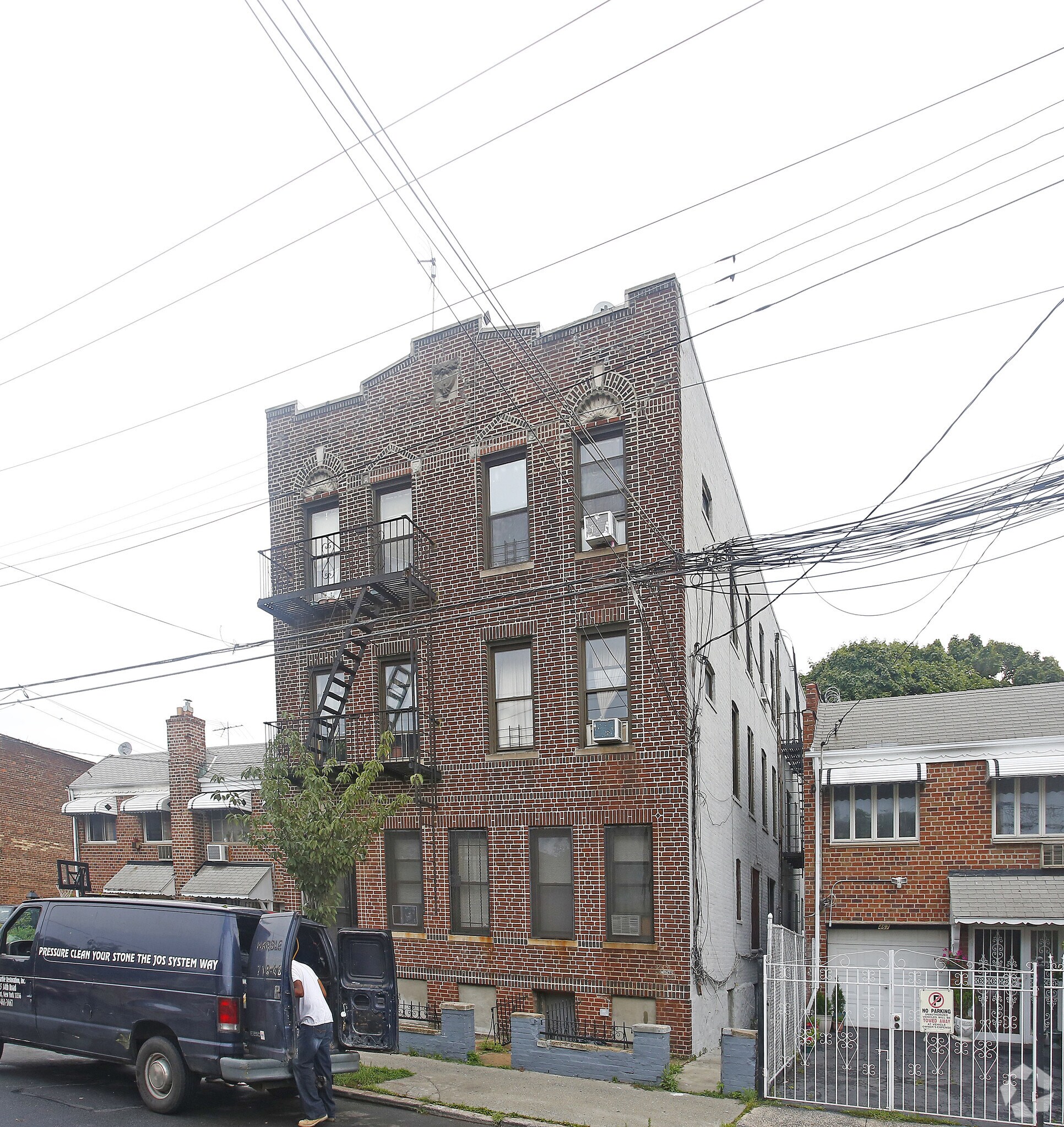 463 Berriman St, Brooklyn, NY for sale Primary Photo- Image 1 of 7