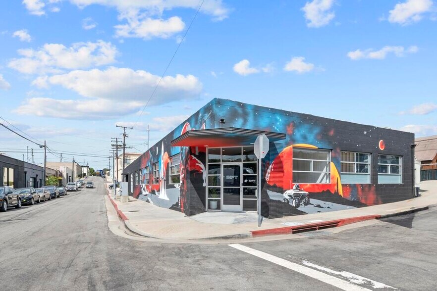 201 Arena St, El Segundo, CA à louer - Photo du bâtiment - Image 3 de 16