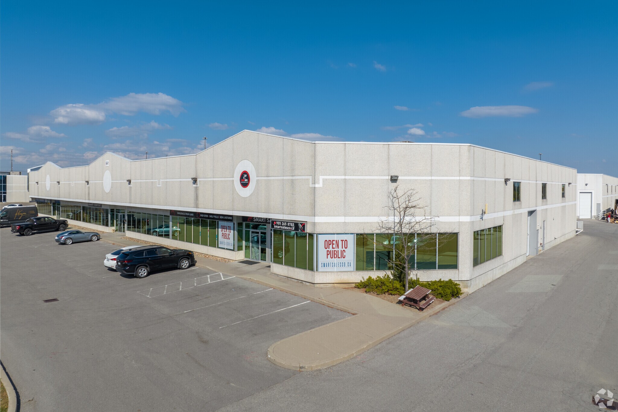 641 Chrislea Rd, Vaughan, ON à vendre Photo principale- Image 1 de 1